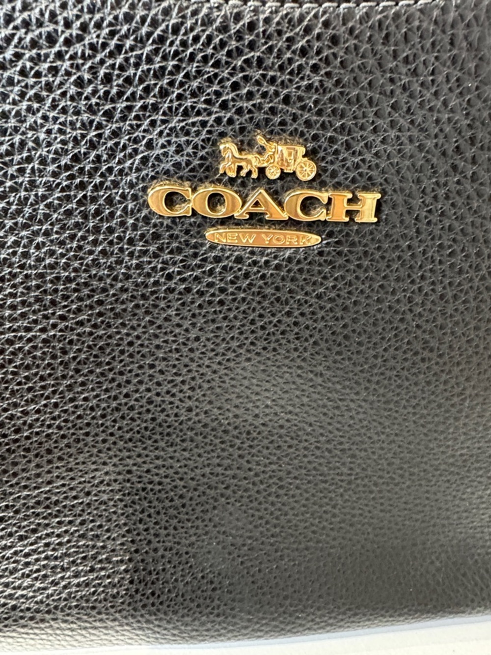 Coach Terry Black Pebbled Leather Hobo Shoulder Bag with Gold Hardware - Picture 6 of 7